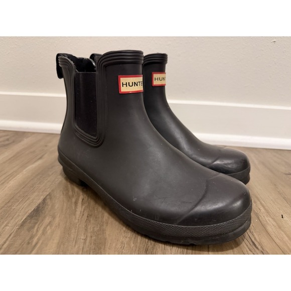 Hunter Shoes - Hunter Women's Original Chelsea Waterproof Rain Boots, Black, Size 8 Matte